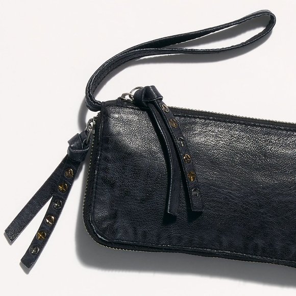 NWT FREE PEOPLE Distressed Wallet / Black - Picture 3 of 4